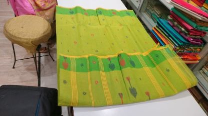 Picture of Tant Green Saree